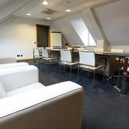 Otel Hotel-residence Am Klouschter