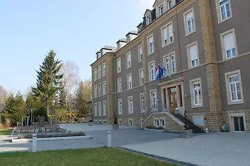 Hotel-residence Am Klouschter فندق موندورف ليس باينس